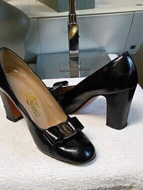 Salvatore Ferragamo Black Leather Bow Pumps with Signature Plaque